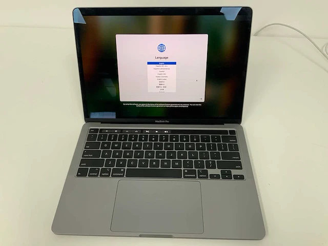 Apple a2251 13-inch macbook pro mwp52n/a laptop - afbeelding 1 van  3