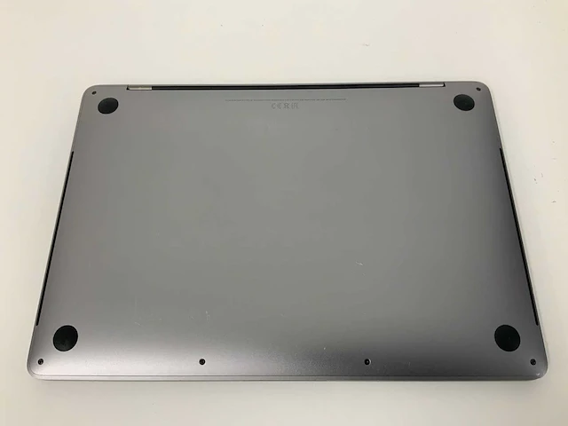 Apple a2251 13-inch macbook pro mwp52n/a laptop - afbeelding 3 van  3