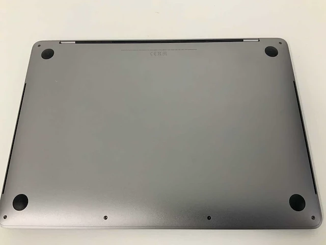 Apple a2251 13-inch macbook pro mwp52n/a laptop - afbeelding 3 van  3
