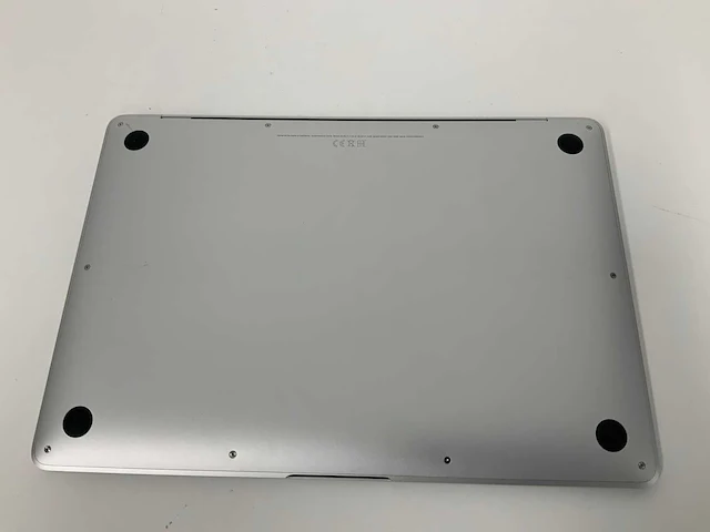 Apple a2337 13-inch macbook air m1 mgna3n/a laptop - afbeelding 4 van  4