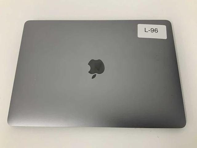 Apple a2337 13-inch macbook air mgn63n/a laptop - afbeelding 2 van  3