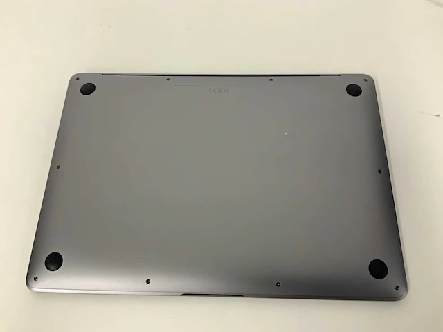 Apple a2337 13-inch macbook air mgn63n/a laptop - afbeelding 3 van  3