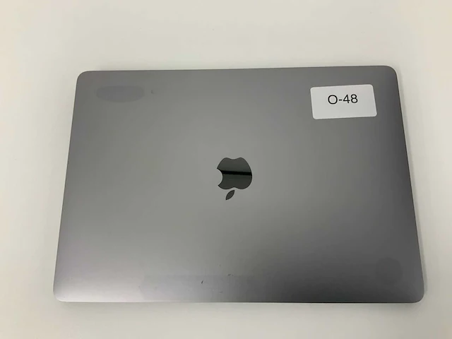 Apple a2337 13-inch macbook air mgn63n/a laptop - afbeelding 2 van  3