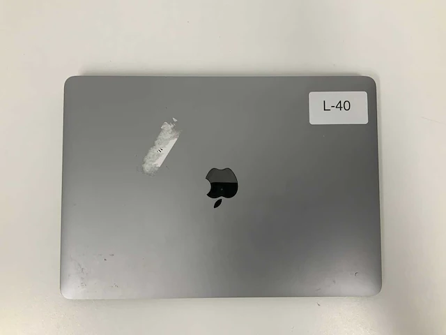 Apple a2337 13-inch macbook air mgn73n/a laptop - afbeelding 3 van  4