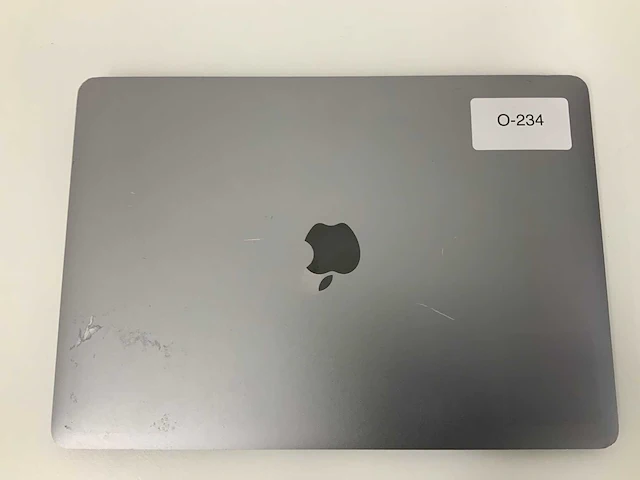 Apple a2337 13-inch macbook air mgn73n/a laptop - afbeelding 2 van  3