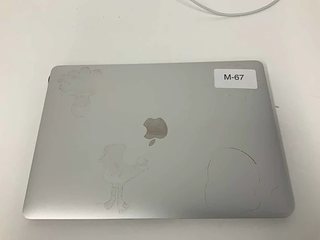 Apple a2337 13-inch macbook air mgn93n/a laptop - afbeelding 3 van  4