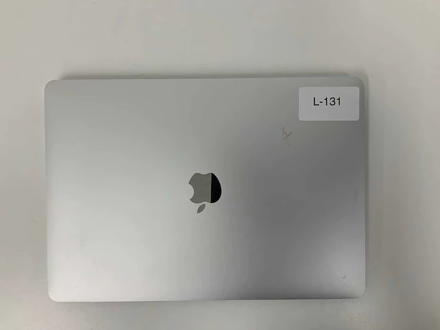 Apple a2337 13-inch macbook air mgna3n/a laptop - afbeelding 2 van  3