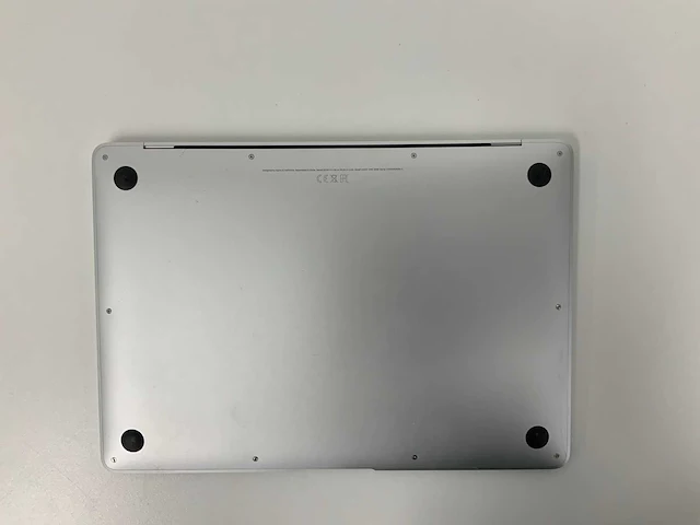 Apple a2337 13-inch macbook air mgna3n/a laptop - afbeelding 3 van  3