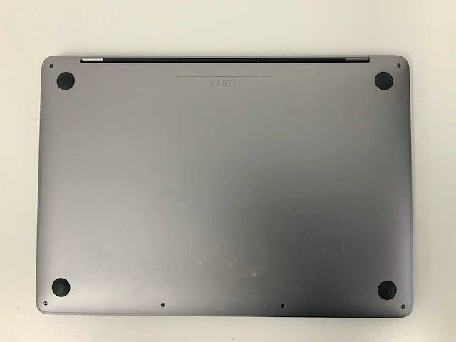 Apple a2338 13-inch macbook pro m1 myd92n/a laptop fmi - afbeelding 3 van  3