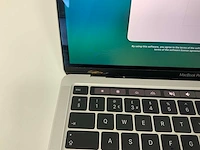 Apple a2338 13-inch macbook pro mydc2n/a laptop - afbeelding 2 van  4