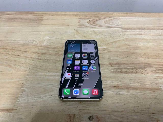 Apple a2633 iphone 13 smartphone - afbeelding 1 van  7