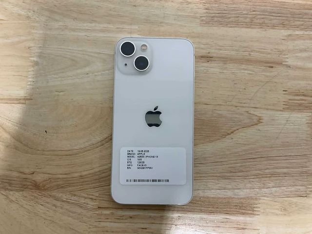 Apple a2633 iphone 13 smartphone - afbeelding 5 van  7
