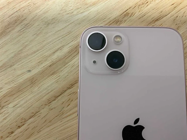 Apple a2633 iphone 13 smartphone - afbeelding 6 van  8