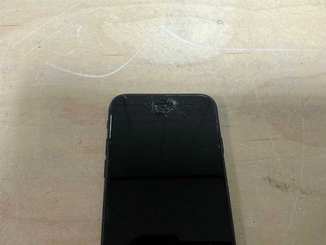 Apple a2783 iphone se 2022 64gb - afbeelding 4 van  4