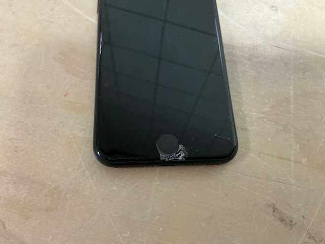 Apple a2783 iphone se 2022 64gb - afbeelding 4 van  4