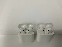 Apple airpods 2, with charging case - mv7n2zm/a (2x) - afbeelding 1 van  1