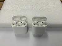 Apple airpods 2, with charging case - mv7n2zm/a (2x) - afbeelding 1 van  1