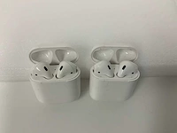 Apple airpods 2, with charging case - mv7n2zm/a (2x) - afbeelding 1 van  1