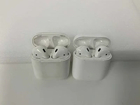 Apple airpods 2, with charging case (2x) - afbeelding 1 van  1