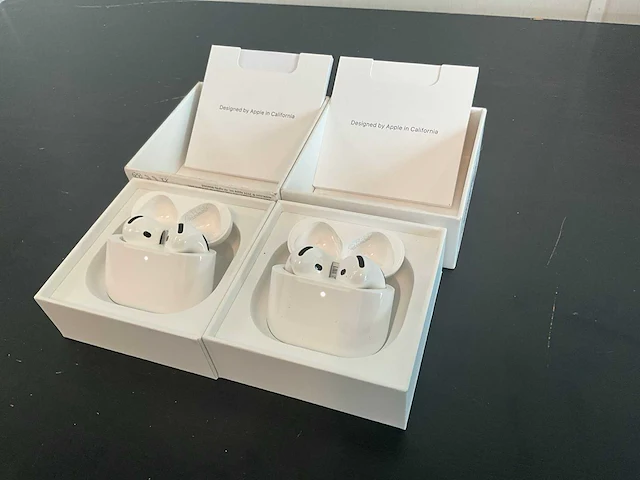 Apple airpods 4 active noice cancellation (2x) - afbeelding 1 van  3