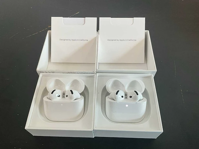Apple airpods 4 active noice cancellation (2x) - afbeelding 2 van  3