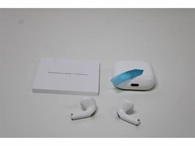 Apple airpods 4 wit - afbeelding 3 van  4