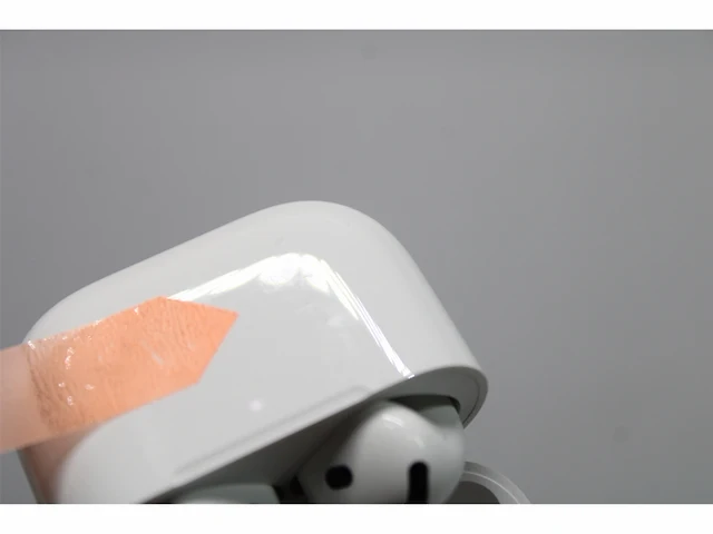 Apple airpods 4 wit - afbeelding 4 van  4