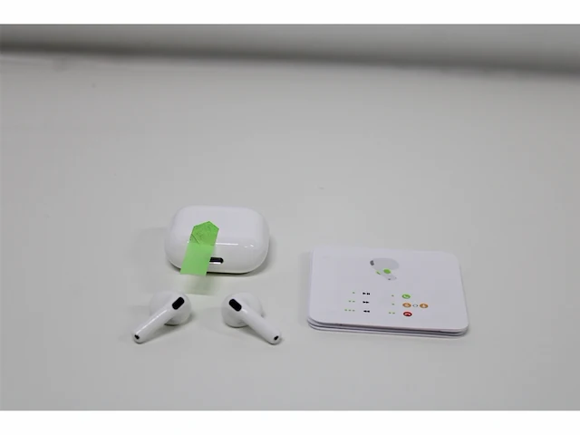 Apple airpods 4 wit - afbeelding 3 van  4