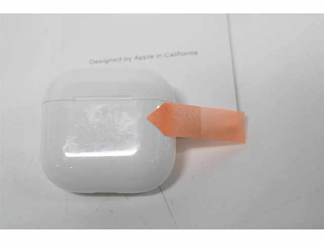 Apple airpods 4 wit - afbeelding 4 van  4