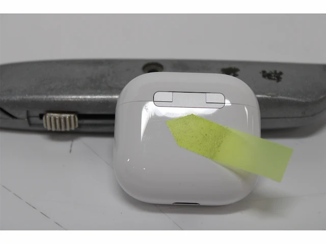 Apple airpods 4 wit - afbeelding 4 van  4