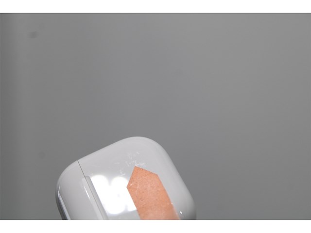 Apple airpods 4 wit - afbeelding 4 van  4