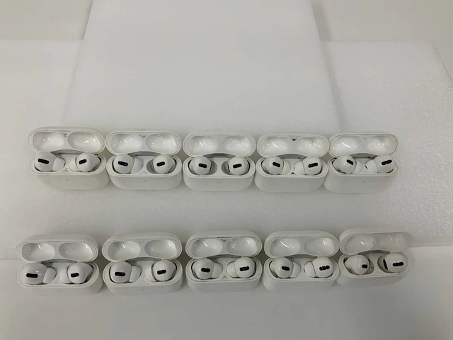 Apple airpods pro 1 generatie met charging case a12190 - afbeelding 1 van  1
