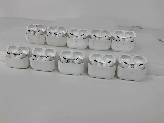 Apple airpods pro 1ste generatie model a2190 (10x) - afbeelding 2 van  3