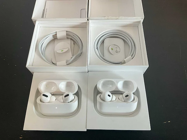 Apple airpods pro 2nd gen (2x) - afbeelding 2 van  3