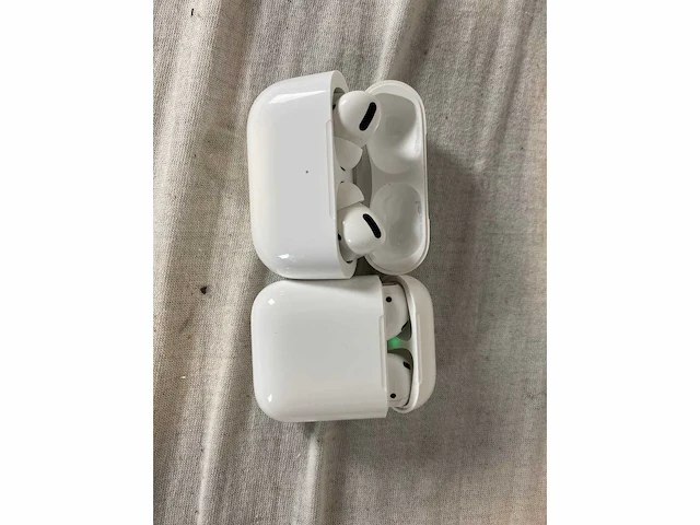 Apple airpods pro | apple airpods 2 wit met oplaadetui - afbeelding 3 van  3