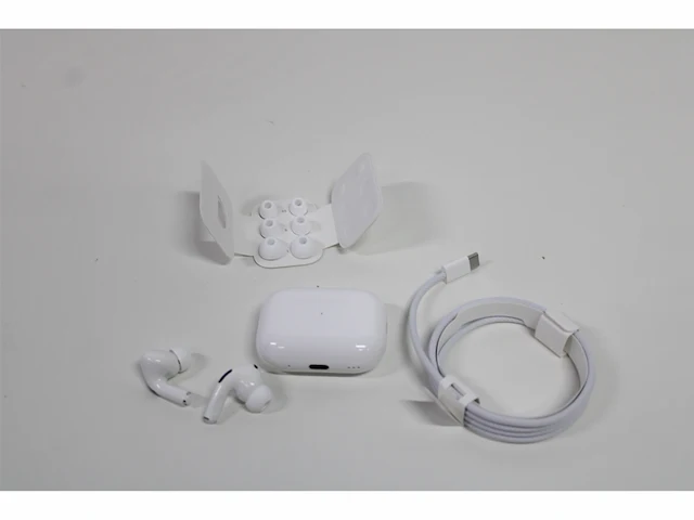 Apple airpods pro wit (2e generatie) magsafe usb-c wit - afbeelding 4 van  4