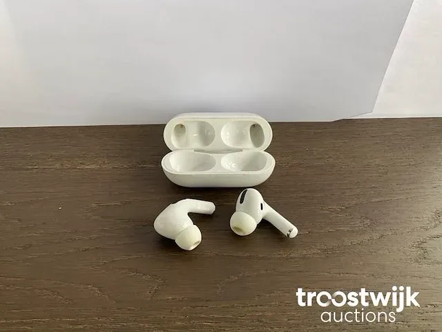Apple airpods pro - afbeelding 4 van  4