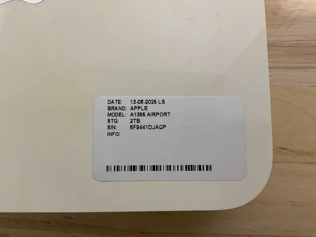 Apple airport time capsule (9x) - afbeelding 2 van  10