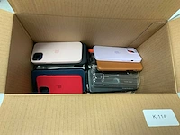 Apple diverse iphone hoesjes nieuw in de verpakking en gebruikte in goede conditie (86x) - afbeelding 1 van  1