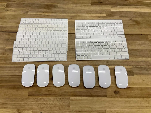Apple draadloze toetsenborden en muizen (13x) - afbeelding 1 van  4