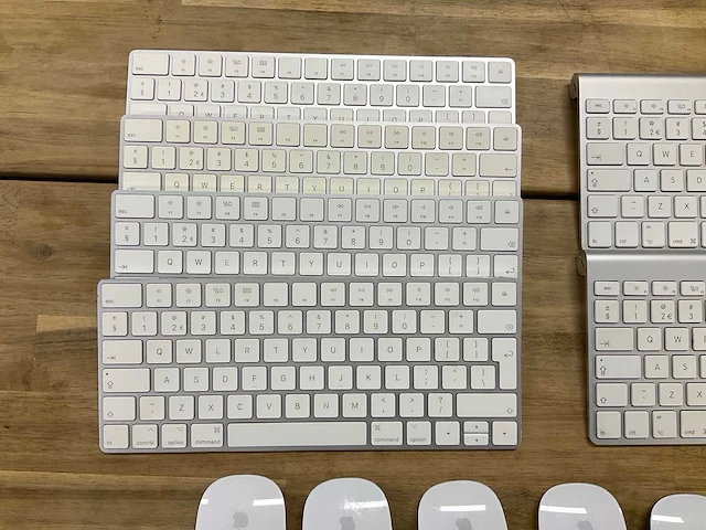 Apple draadloze toetsenborden en muizen (13x) - afbeelding 2 van  4