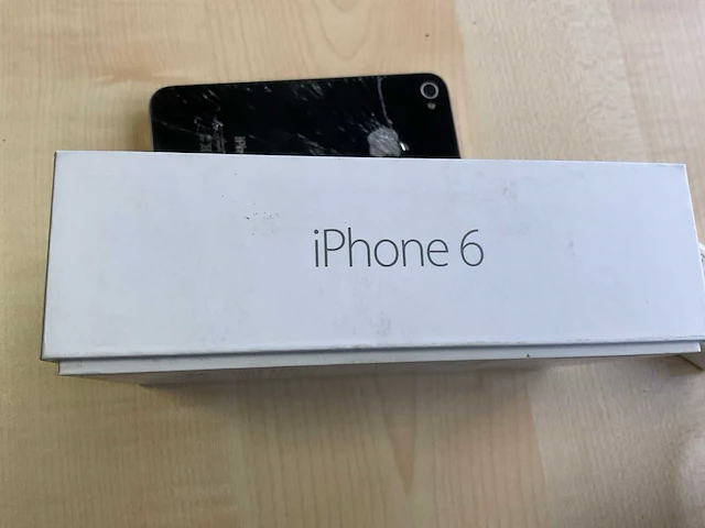 Apple i-phone 6/i-pad 2 mobiele telefoon en tablet - afbeelding 4 van  6