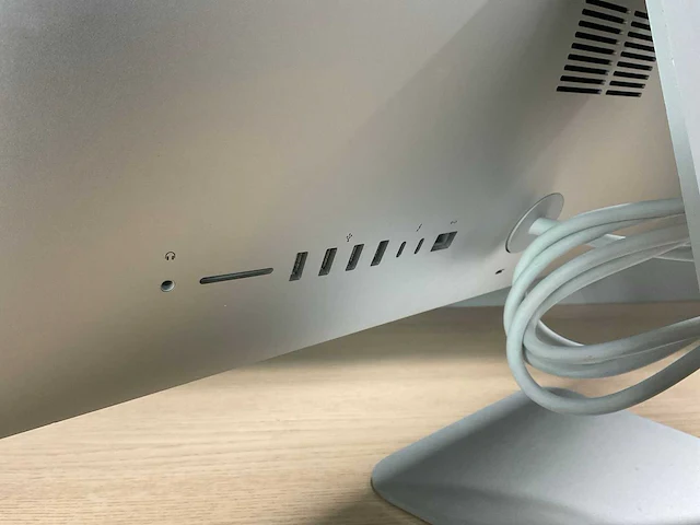 Apple imac 2017 21,5 inch desktop - afbeelding 4 van  6