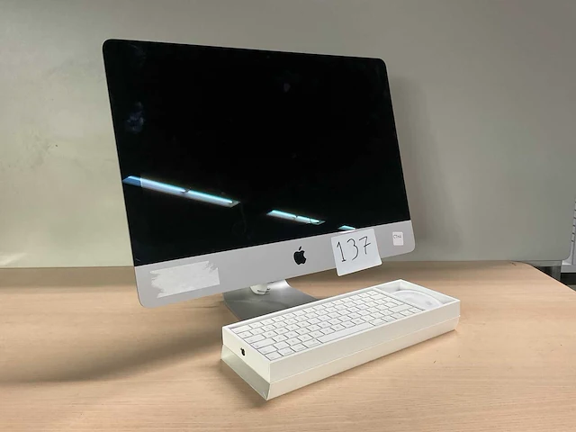 Apple imac 2017 21,5 inch desktop - afbeelding 1 van  9