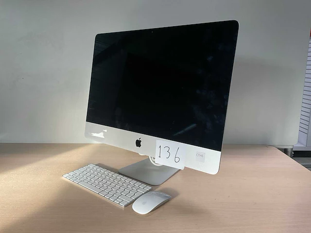 Apple imac 21,5 inch 2015 desktop - afbeelding 2 van  8