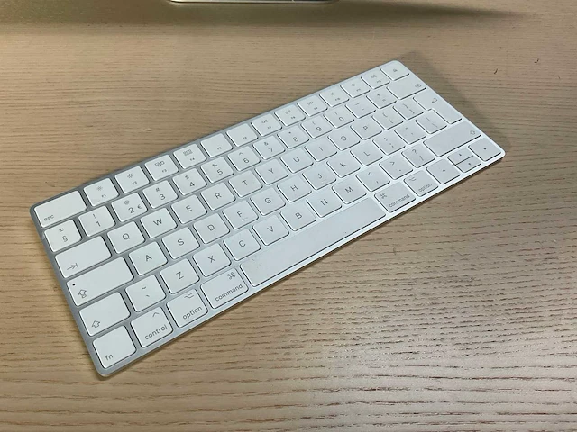 Apple imac 21,5 inch 2015 desktop - afbeelding 6 van  8