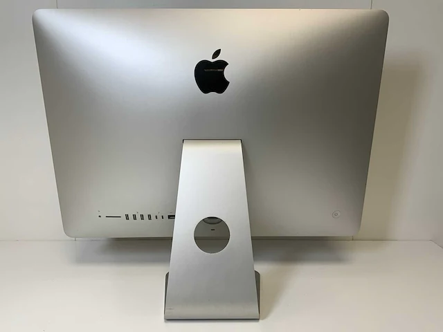 Apple imac 4k 21,5 inch, quadcore i5, 16 gb ram, 256 gb ssd, amd radeon pro 560 4 gb alles-in-één desktop - afbeelding 4 van  6