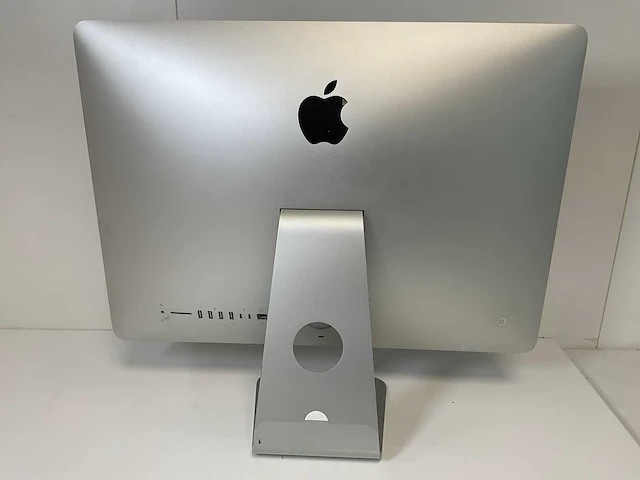 Apple imac retina 21.5”, quadcore i3, 8 gb ram, 1 tb hdd, amd radeon pro 555x 2 gb all-in-one desktops (2x) - afbeelding 4 van  15