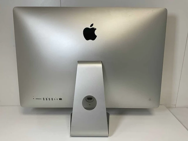 Apple imac retina 27”, quadcore i7, 32 gb ram, 1.2 tb ssd, amd radeon pro 580 8 gb all-in-one desktop - afbeelding 4 van  6