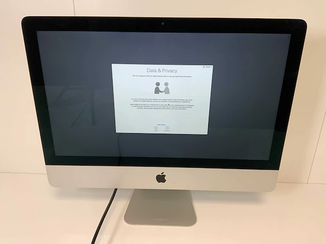 Apple imac slim 21.5”, quadcore i5, 16 gb ram, 256 gb ssd all-in-one desktop - afbeelding 1 van  6